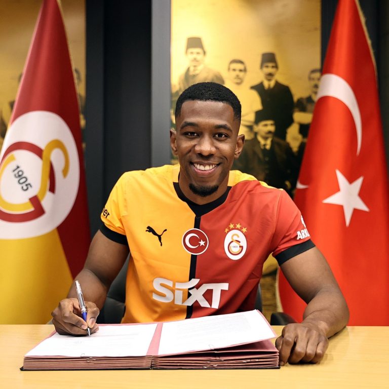 Galatasaray’da istenmeyen adam Carlos Cuesta, yeni takımında kahraman oldu