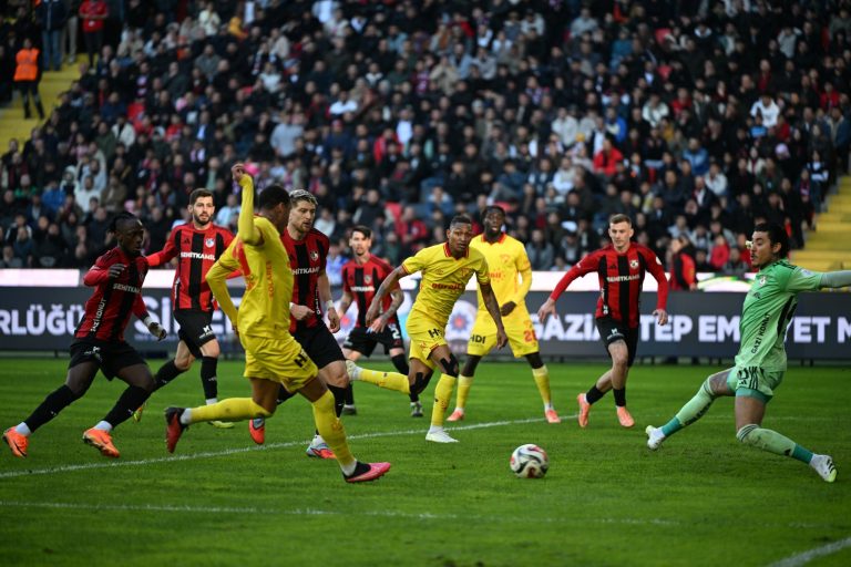 Göztepe 3 puanı tek gole aldı